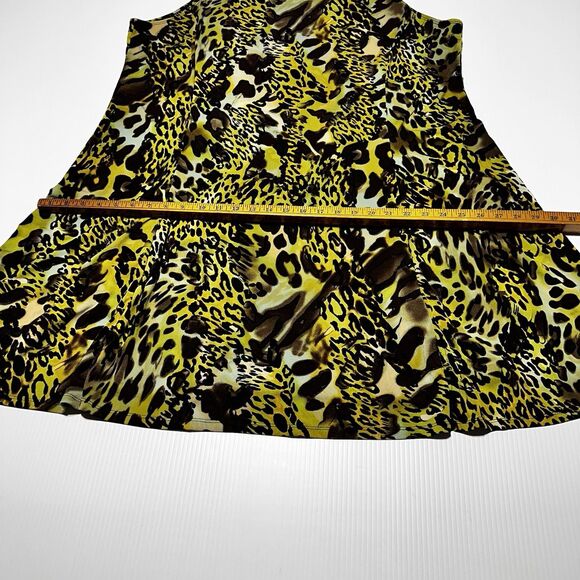 Susan Graver Liquid Knit Dress Animal Print Sleeveless Size 2X Scoop Neck Slits - Picture 9 of 10